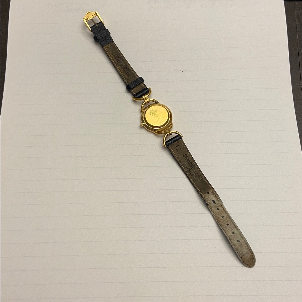 GUCCI 6000L Watch - Picture 5 of 7